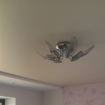 натяжные потолки желтые